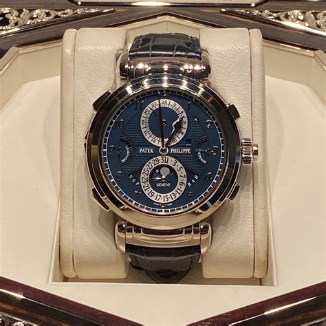 patek philippe ref. 6300a-010|patek 6300g price.